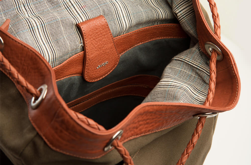 City Hunter – Canvas and Leather Backpack - Vaja