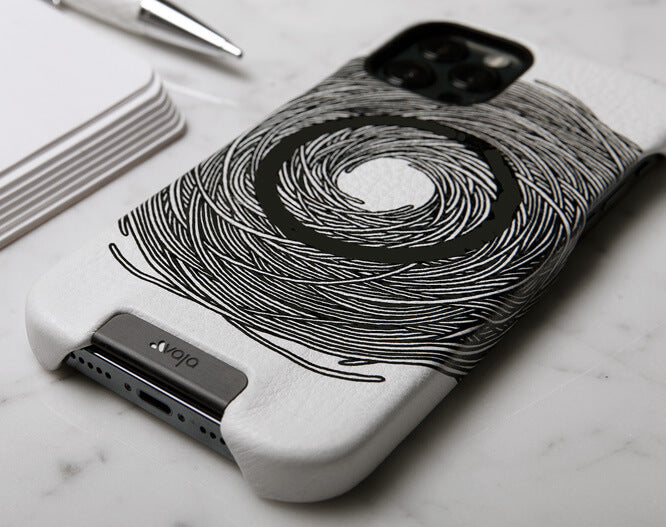 Around iPhone 12 Pro Max Magsafe leather case - Vaja