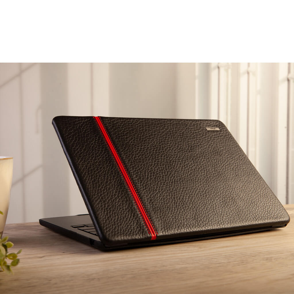 GTR MacBook Air Leather Suit (M2 - 2022) - Vaja