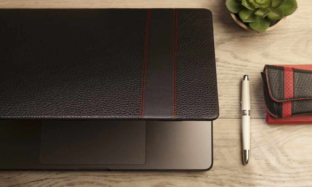 MacBook Pro 16” Leather Suit - Vaja
