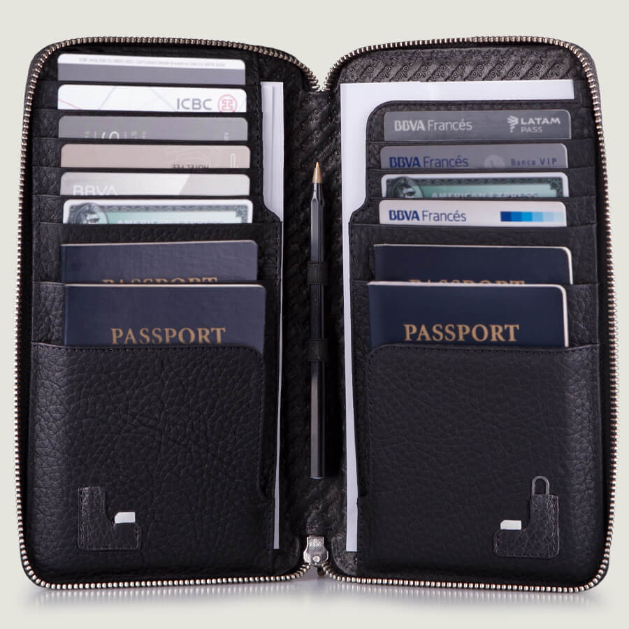 Bravo Leather Passport Holder - Vaja