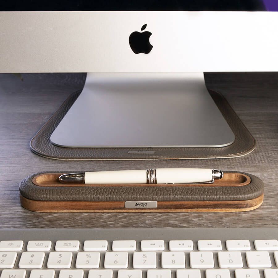 Leather pen holder - Vaja