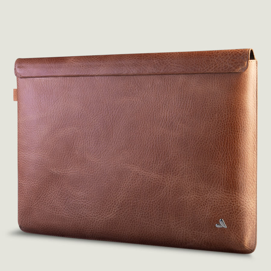 MacBook Pro 16” leather sleeve (2021) - Vaja
