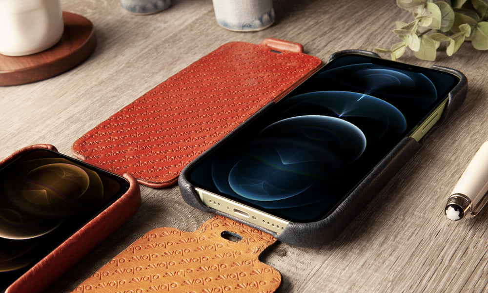 Top iPhone 12 & 12 Pro MagSafe leather case - Vaja