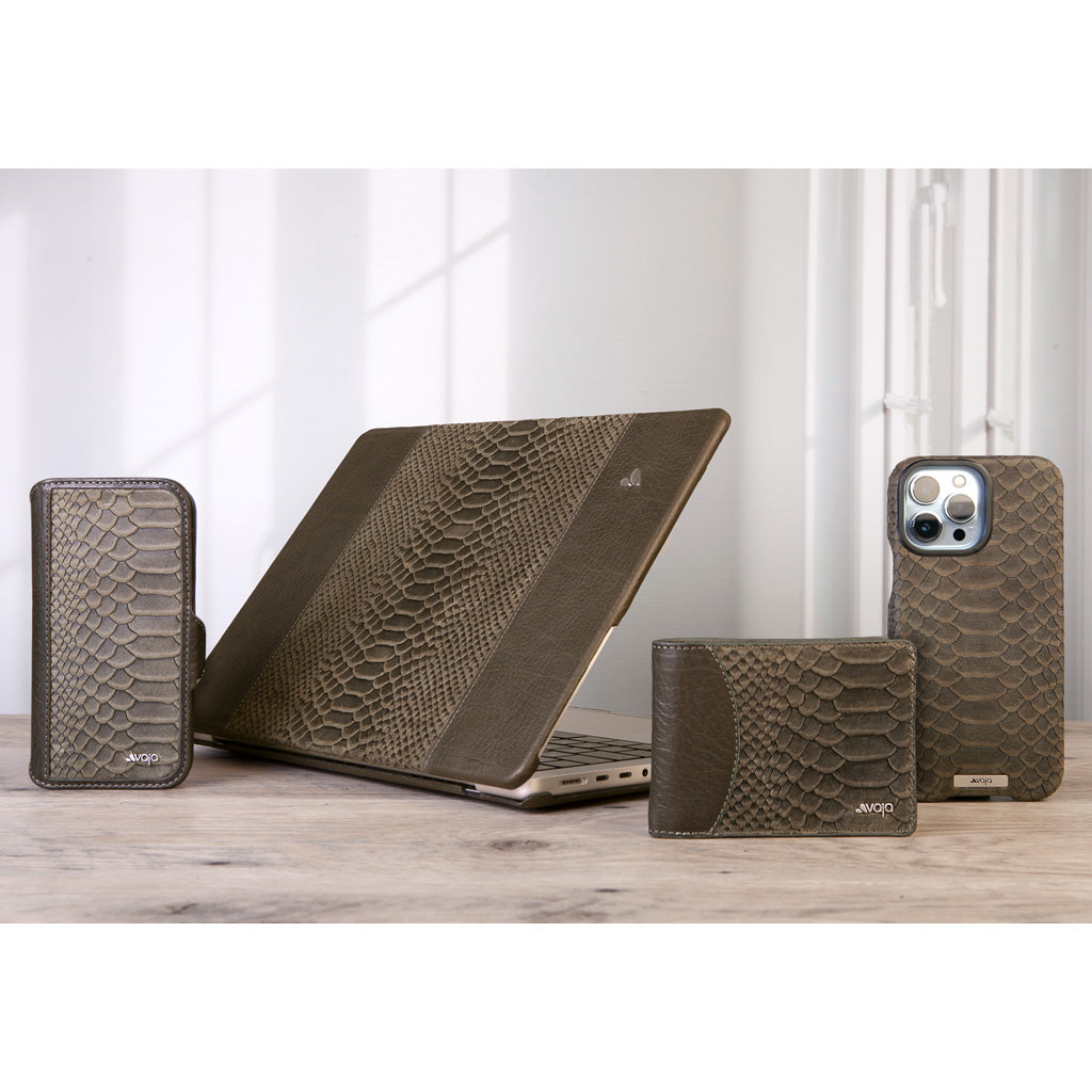 Kobra Wallet iPhone 13 Pro MagSafe Leather Case - Vaja
