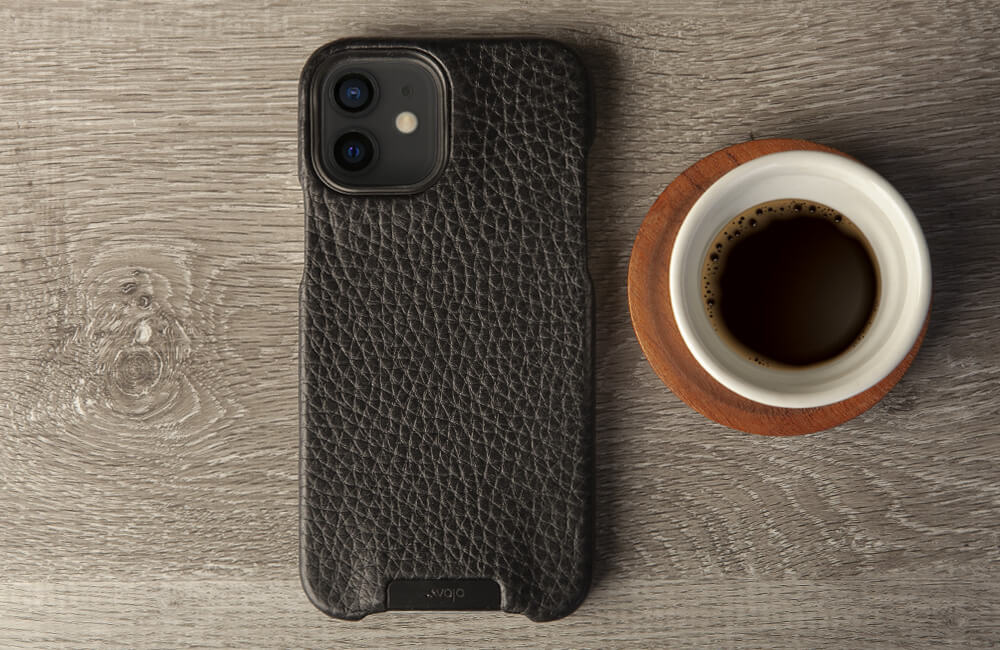Grip iPhone 12 & 12 pro Leather Case - Discontinued - Vaja