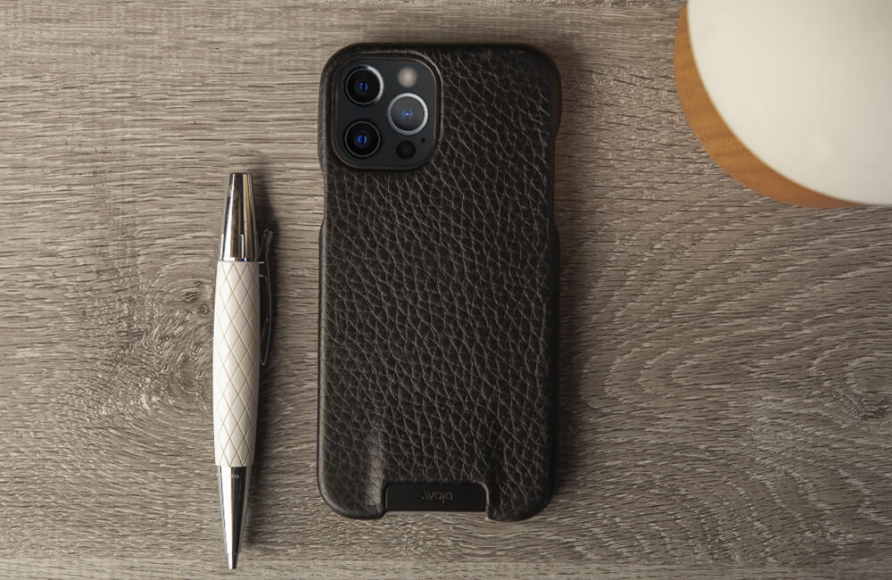 Grip iPhone 12 & 12 pro Leather Case - Discontinued - Vaja